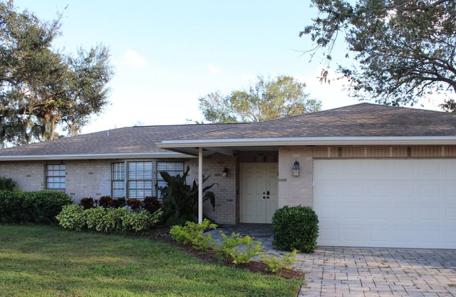 Cozy Centrally-Located Sarasota Home