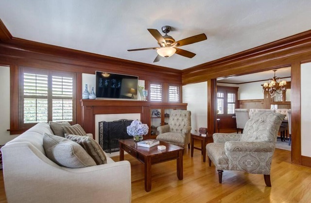 Cozy Craftsman Bungalow, Hillcrest/Mission Hills