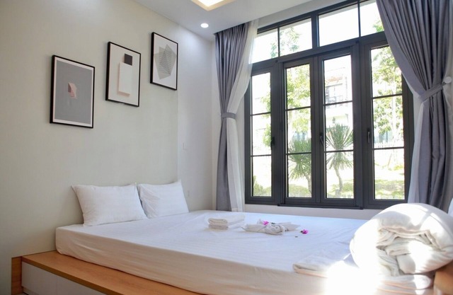 Cozy Family-sized Villa 7 minutes to Novaworld Beach and Next to Swimming Pool