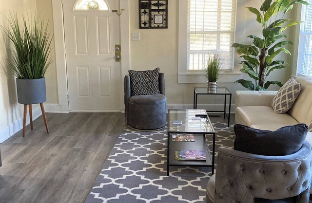 Cozy Home in Desirable NODA