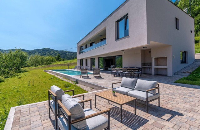Cozy home in Glavanovici