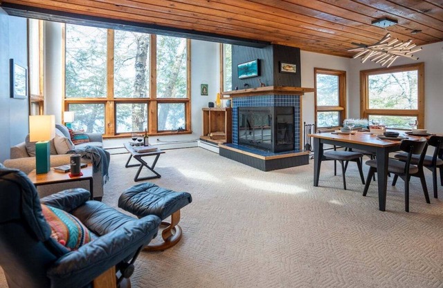 Cozy Loon Cabin in Namakagon on Little Bass Lake