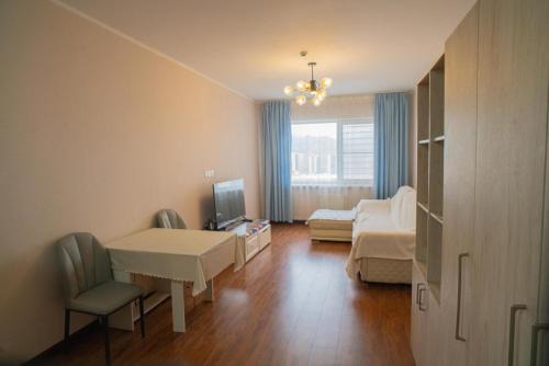 Cozy Modern Nest Flat