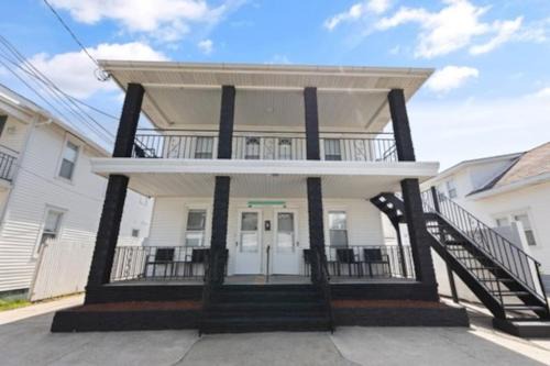 Cozy Private apt blocks from Beach Boardwalk 3