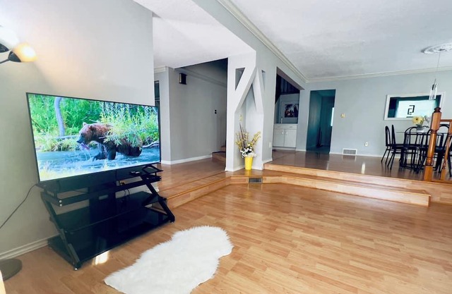 Cozy Retreat in Stunning House