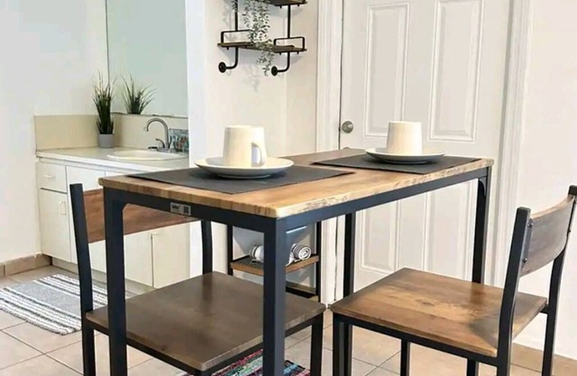 Cozy Studio/Room in Aventura