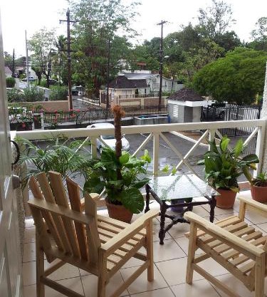 Cozy Waterloo Apartment