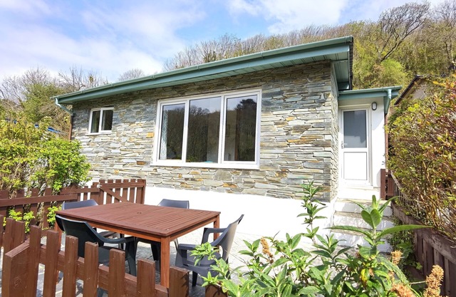 Crackington Haven, Bude, Kiberick Cottage, walk to the Beach, peace awaits
