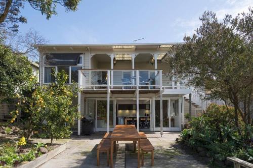 Creekhouse by the Sea - Private Jetty and Serene Views