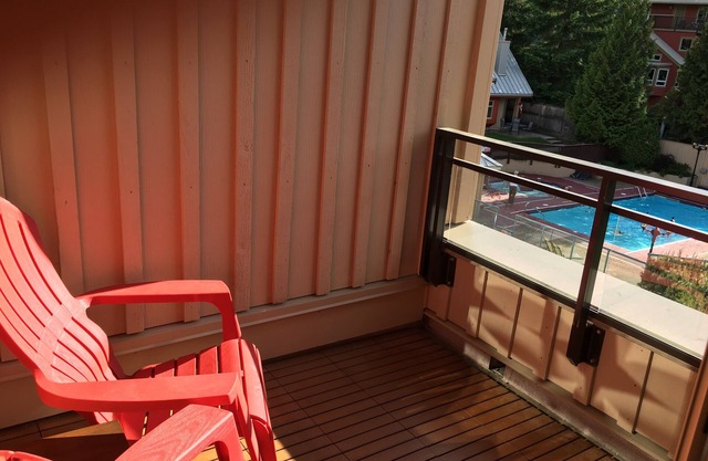 Creekside Village Comforts REGISTRATION # H458609037