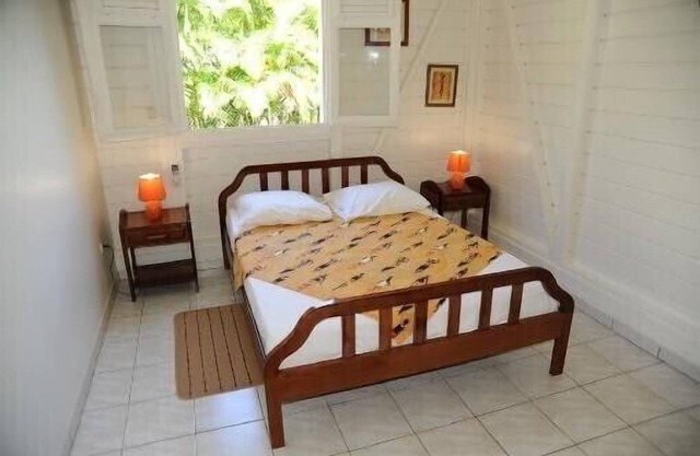 CREOLE VILLAS WITH POOL AND JACUZZI