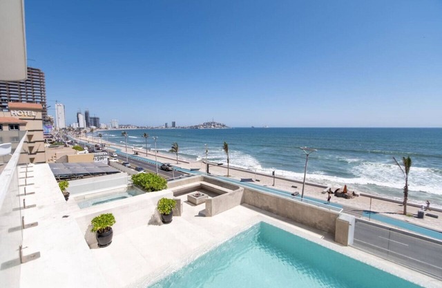 Cristal bay Apartments