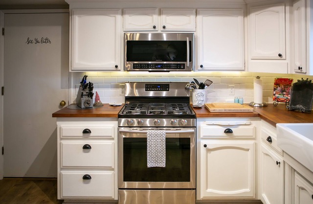 Dandelion Dream, 5 Min To Over 30 Wineries, Hot Tub, Outside Games, Fire Pit