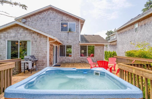 Daras Beach House - Meredith Lodging