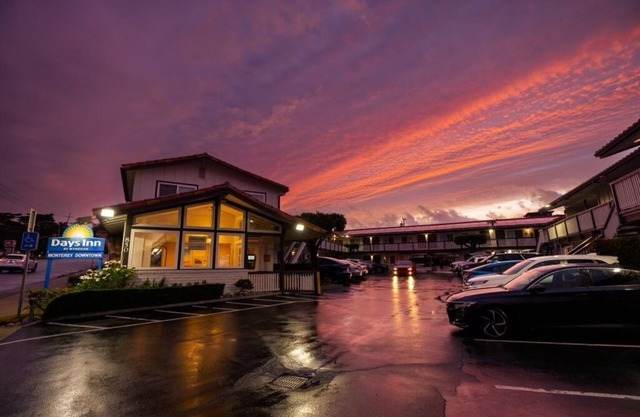 Days Inn by Wyndham Monterey Downtown