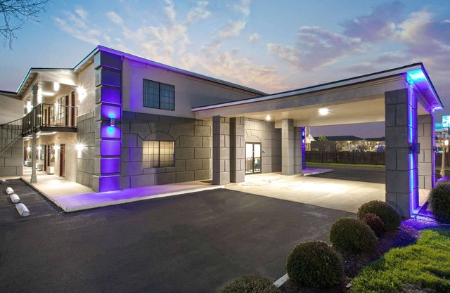 Days Inn by Wyndham Waco Near Downtown/University