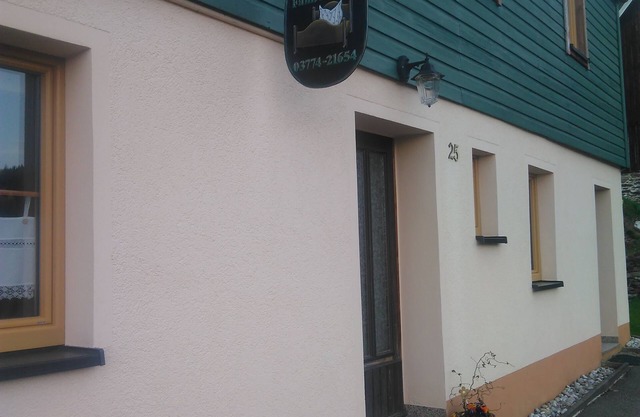 Cozy vacation home in the heart of the Erzgebirge. Family friendly!