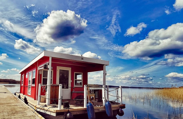 Houseboat 'BunBo 1060' with Lake View