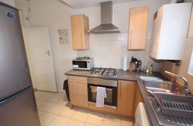 Deane House - Three Bedroom Detached Bungalow.