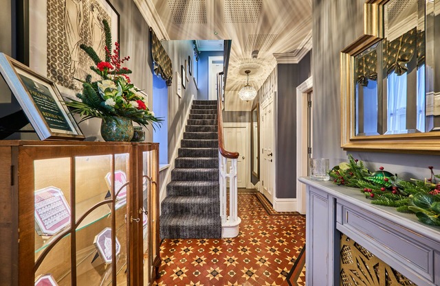 Decadent Art House in Derry