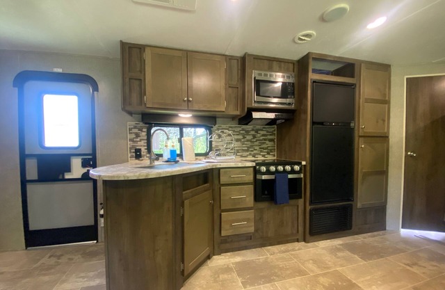 Deer Crossing in Grass Valley