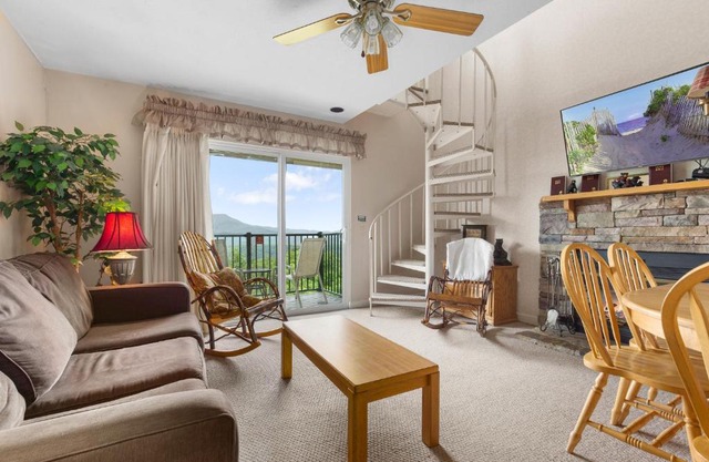 Deer Ridge Mountain Resort D301