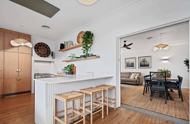 Dejorja Residence - Central & Chic, Entertains 8