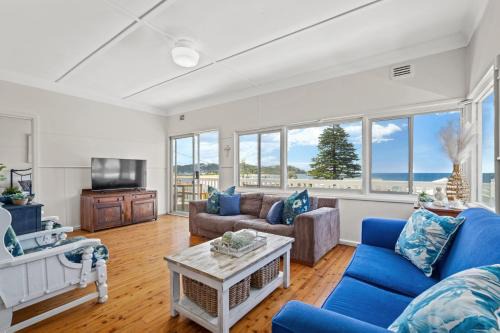 Delightful 3-Bed Home Minutes from Avoca Beach