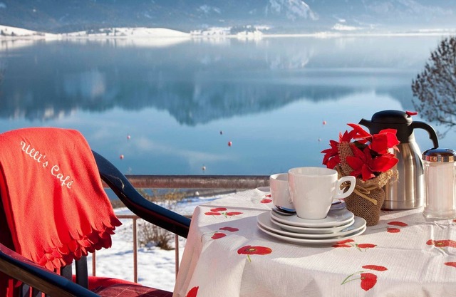 Deluxe Appartement mit Seeblick - Seehotel & Appartements Schnöller