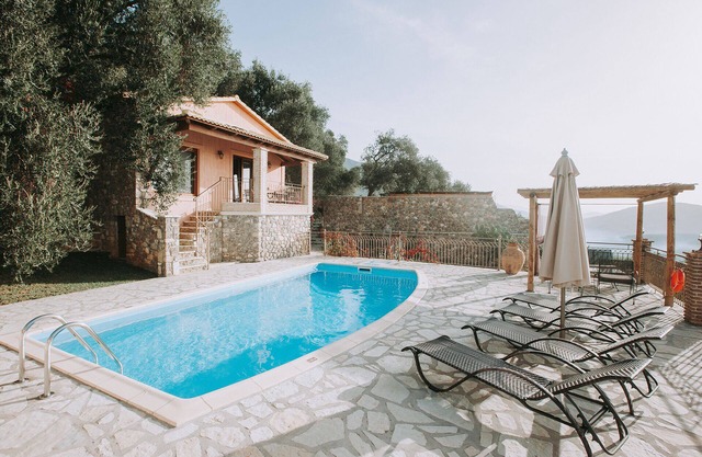 Deluxe Villa by Apolis villas & Suites Resort