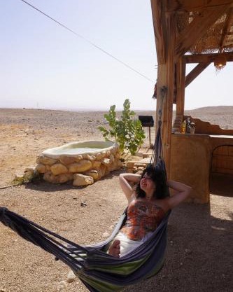 Desert Days mud cabin's Resort