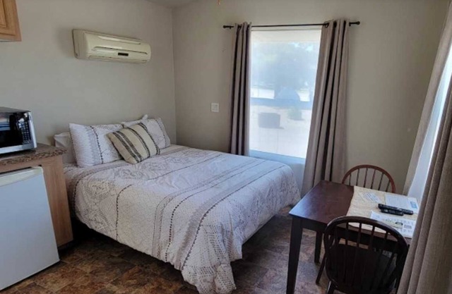 Desert Duplex B27: Perfect Base for Outdoor Activities