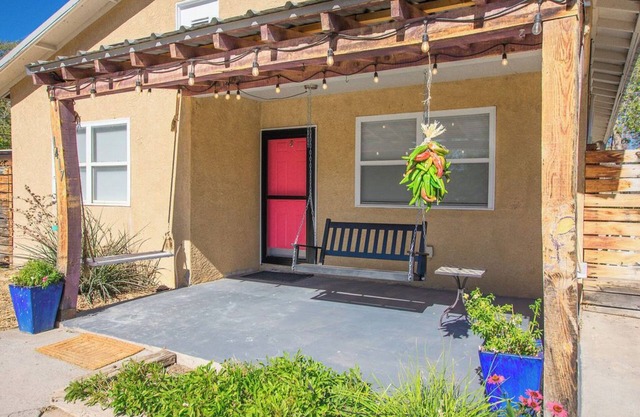 Desert Oasis Hot Tub Retreat in the Heart of Albuquerque!