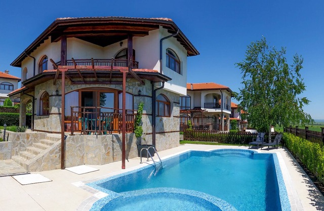 Detached Villa With Private Pool And Sea Views