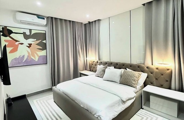 Devon's Villa and Apartment