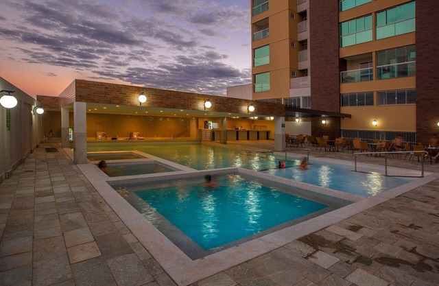 Di Roma Piazza Via Caldas