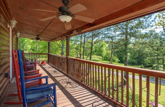 Diamond River Run Cabin by StayLage