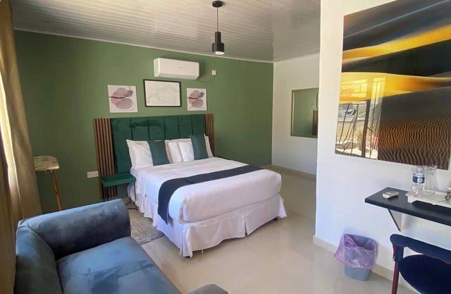 Dikukama Hotel