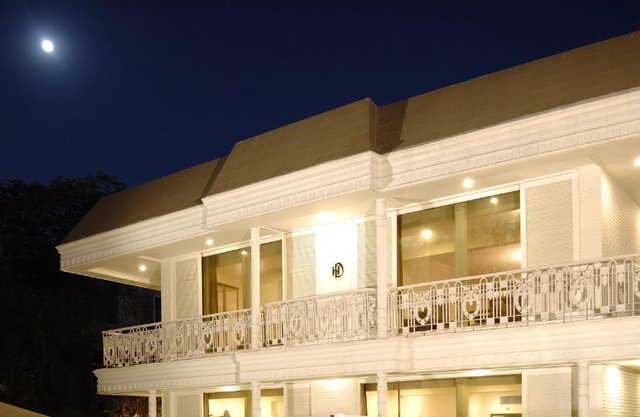 Diplomat, Chanakyapuri New Delhi- A Boutique Hotel