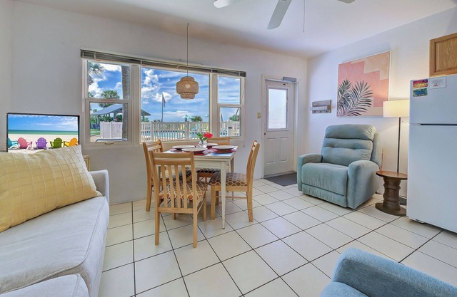 Directly on the Gulf - Unit 4 - 1 Bedroom - Ground Floor - Sleeps up to 6]