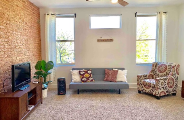 DISINFECTED & Fast Wifi! Perfect for Remote Work!