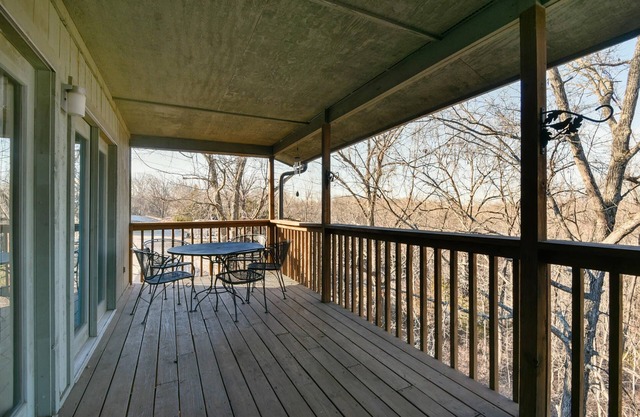 Divine 9 Condo - Resort Amenities - Fishing Lake - Hiking Trails - So Comfy!!