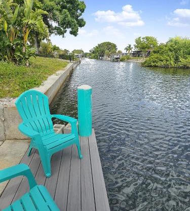 Dockside Delight Waterfront Gulf Access 4 mins to Beach