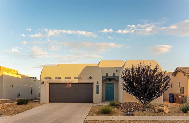 Dog-Friendly Gem with Private Back Yard