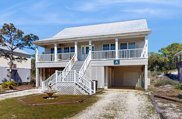 Dog-Friendly Oceanside Home w/Free WiFi, Central AC, Private W/D, Balcony