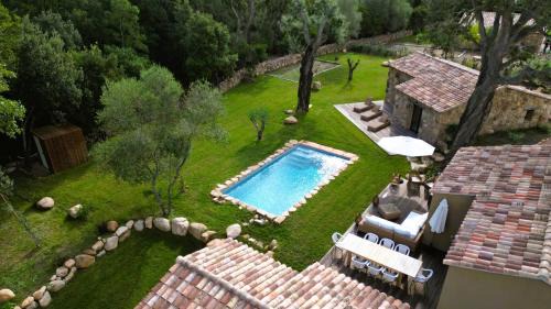 Domaine de Gialla Bergerie I Pini, 8 pers, piscine chauffée, 10 mn plage