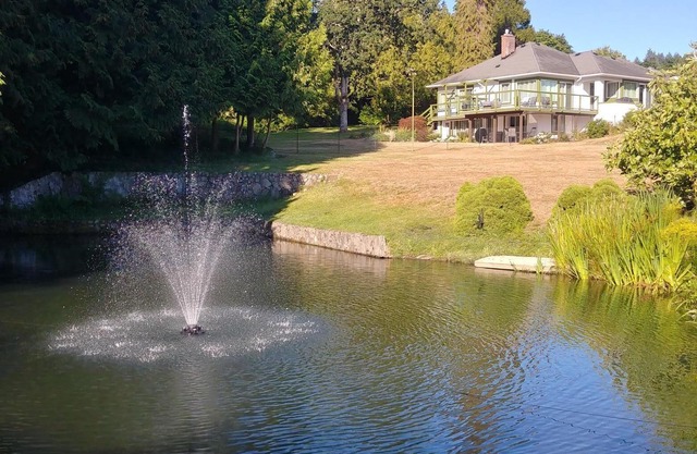 Dominion Brook Park Vacation Rental - Beautiful suite with garden/park views.