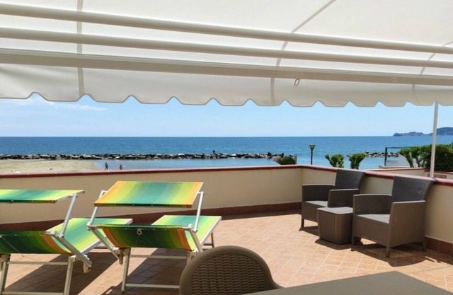 Domus Hormiae luxury on the beach