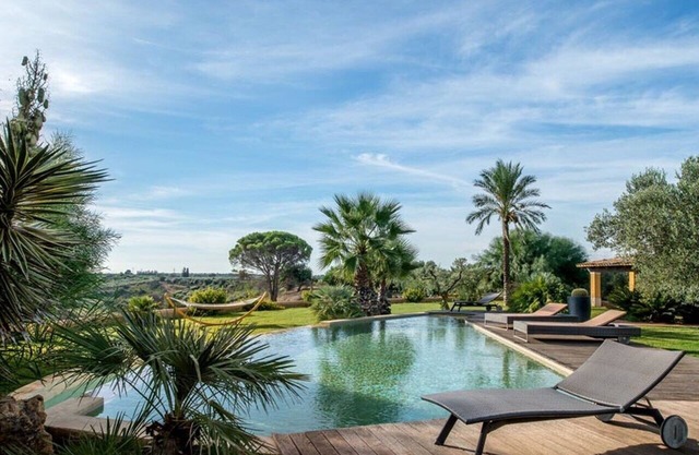 DONNA AMAPAOLA at Luxury Villa in the western coast of Sicily