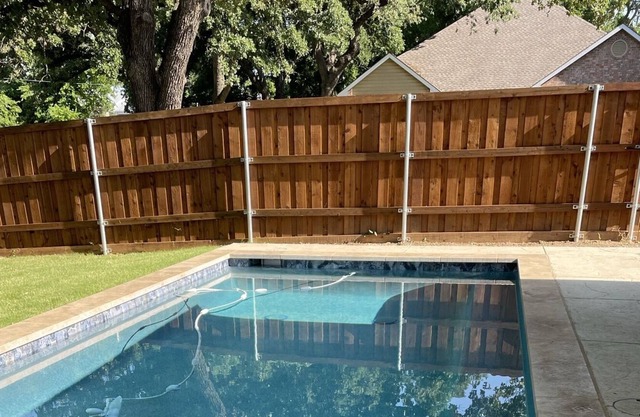 Double corner lot getaway close to Lewisville Lake and 35E